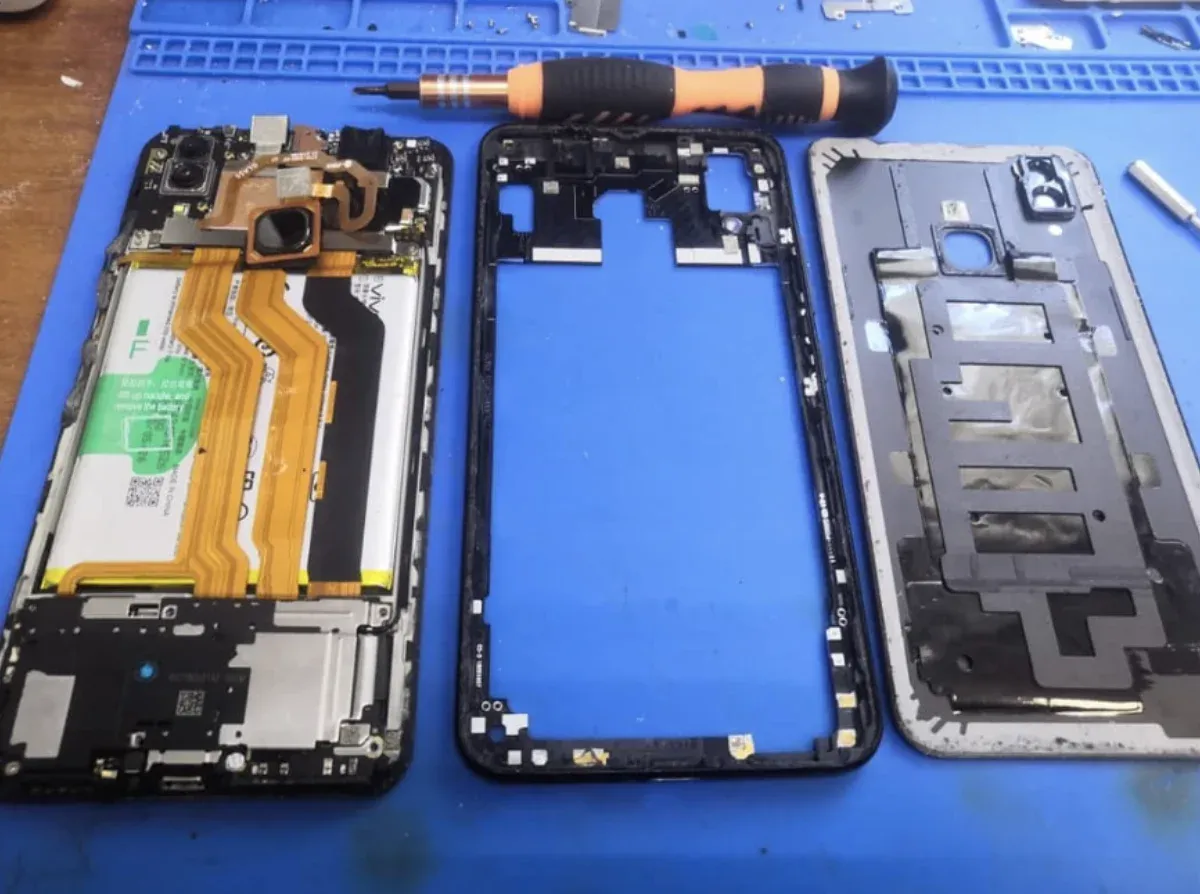 Ремонт телефона в мастерской 101